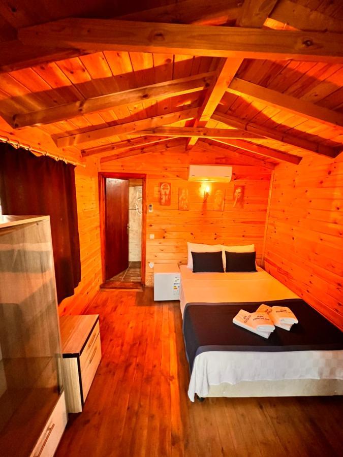Ata Bungalow Bed and Breakfast Kaş Exteriör bild