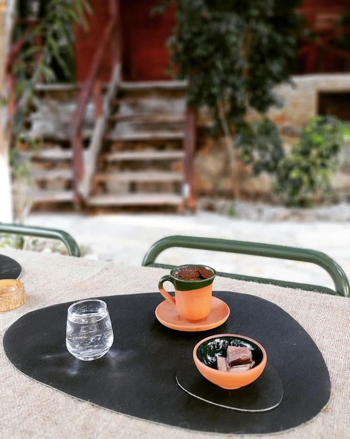 Ata Bungalow Bed and Breakfast Kaş Exteriör bild